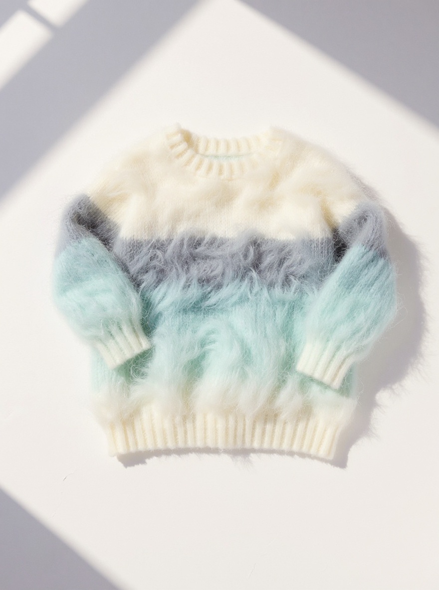 Winter Light Daruma pullover